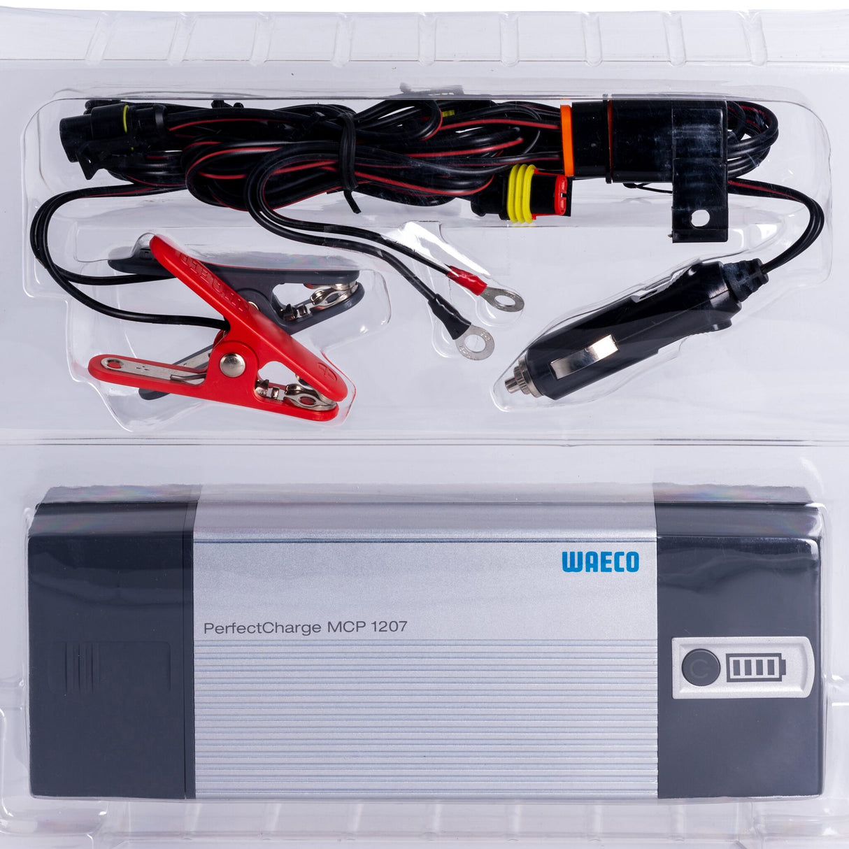 Dometic Perfect Charge MCP battery charger, 12-volt automatic charger, microprocessor-controlled, simple one-button operation - 4 - 7 A