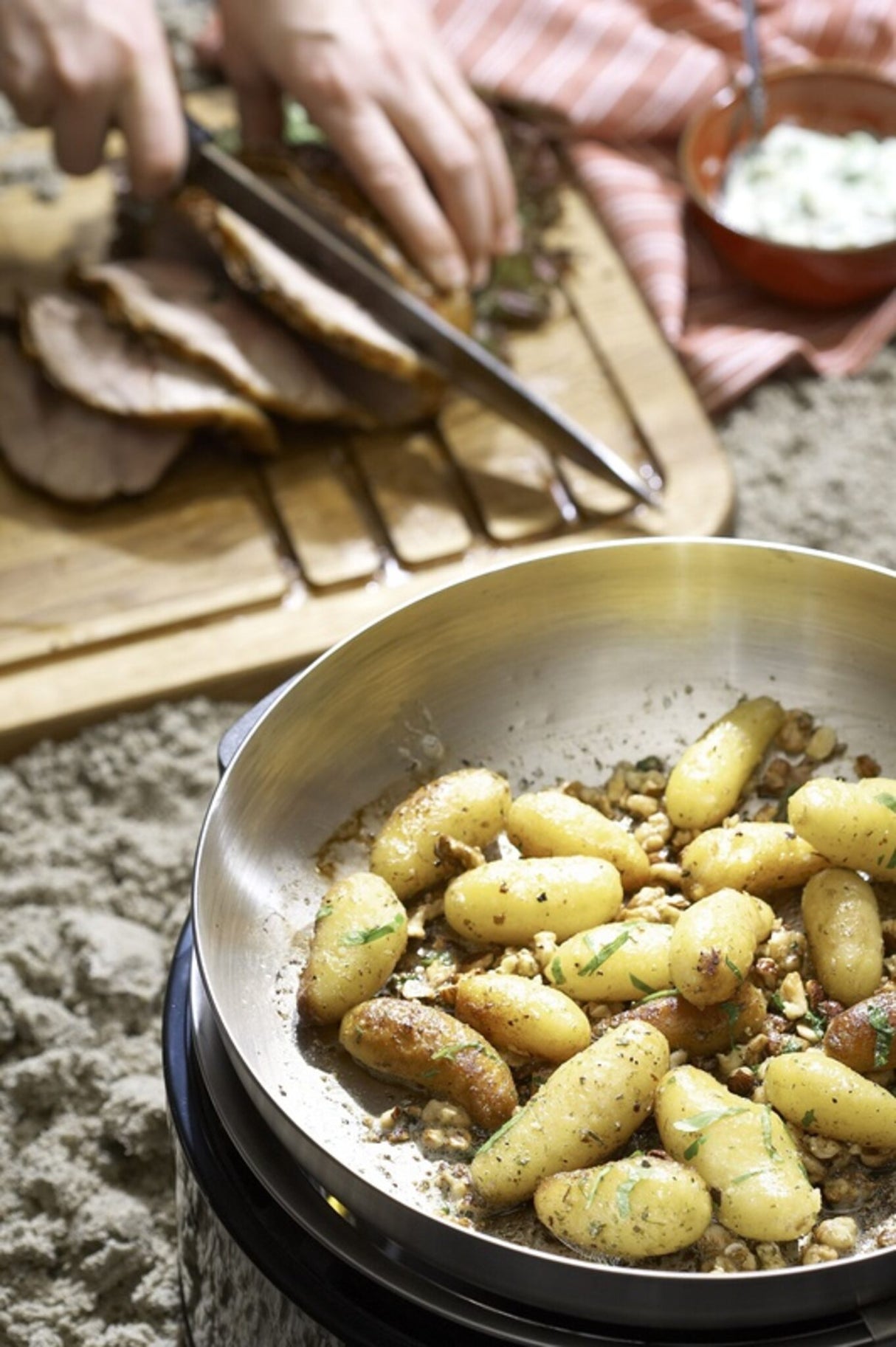 Cobb Grill-Wok für Premier Compact, Wokeinsatz asiatische Gerichte, benötigt Compact Verlängerung