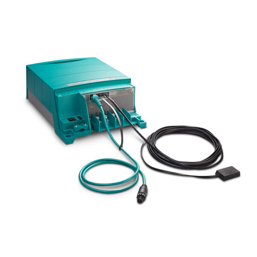 Mastervolt Batterieladegerät All-in-One schnelleres, sicheres Laden, Batterielader, kompakte Plug-and-Play-Lösung