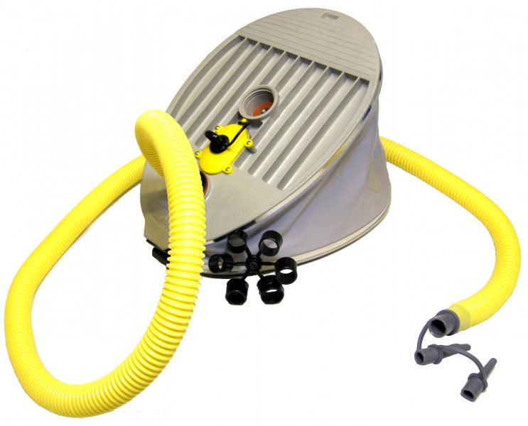 Bravo foot pump 6.5+1.5L, two-chamber pump, max. 1.0 bar pressure, robust and durable