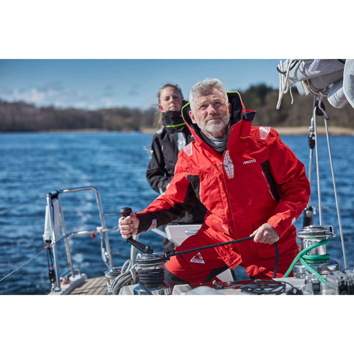 MUSTO Offshorejacke BR2, wasserdicht und atmungsaktiv, ideal für Outdoor-Aktivitäten - S – XXL oder navy, rot
