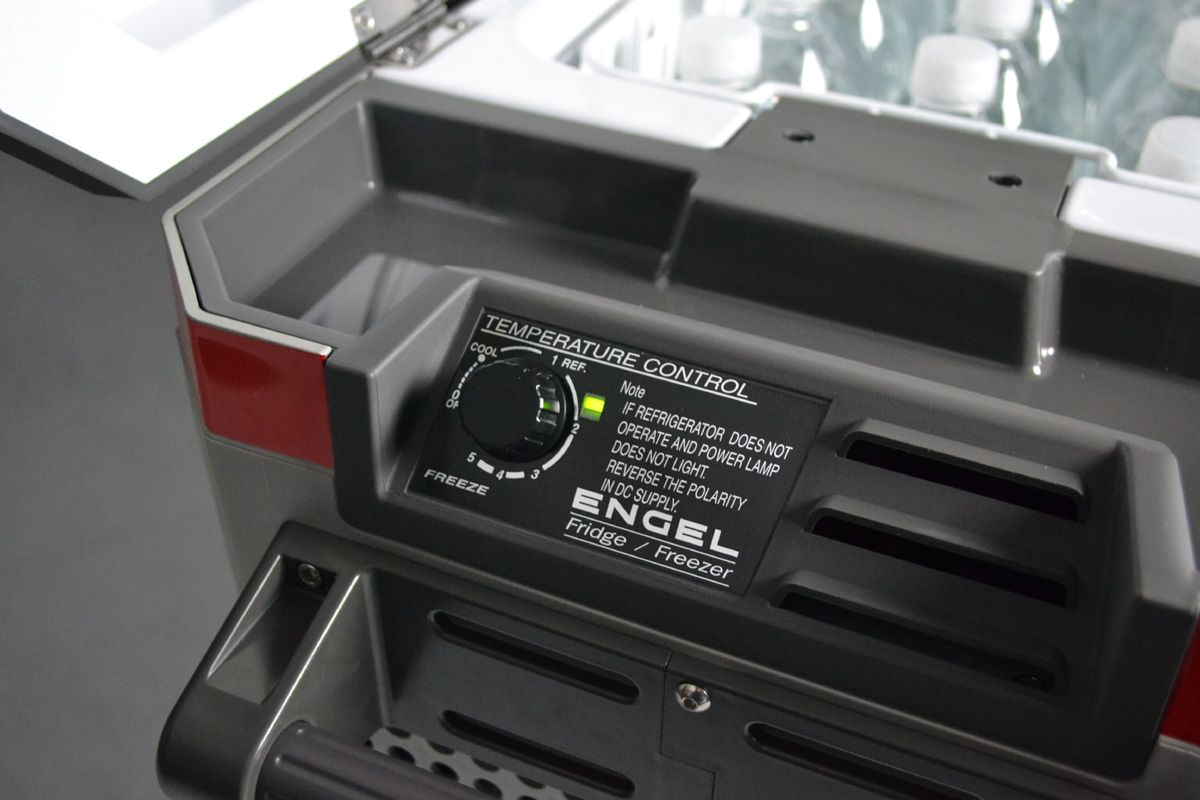 ENGEL Aktions-Kühlbox MR040F 12/24/230V 40L