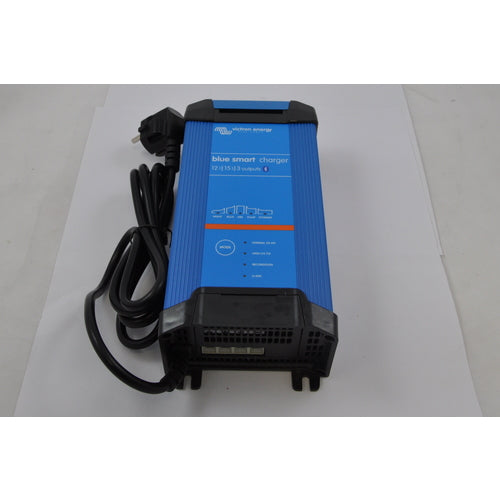 Victron Battery Charger 12V 15A IP22, charger, robust for safe charging